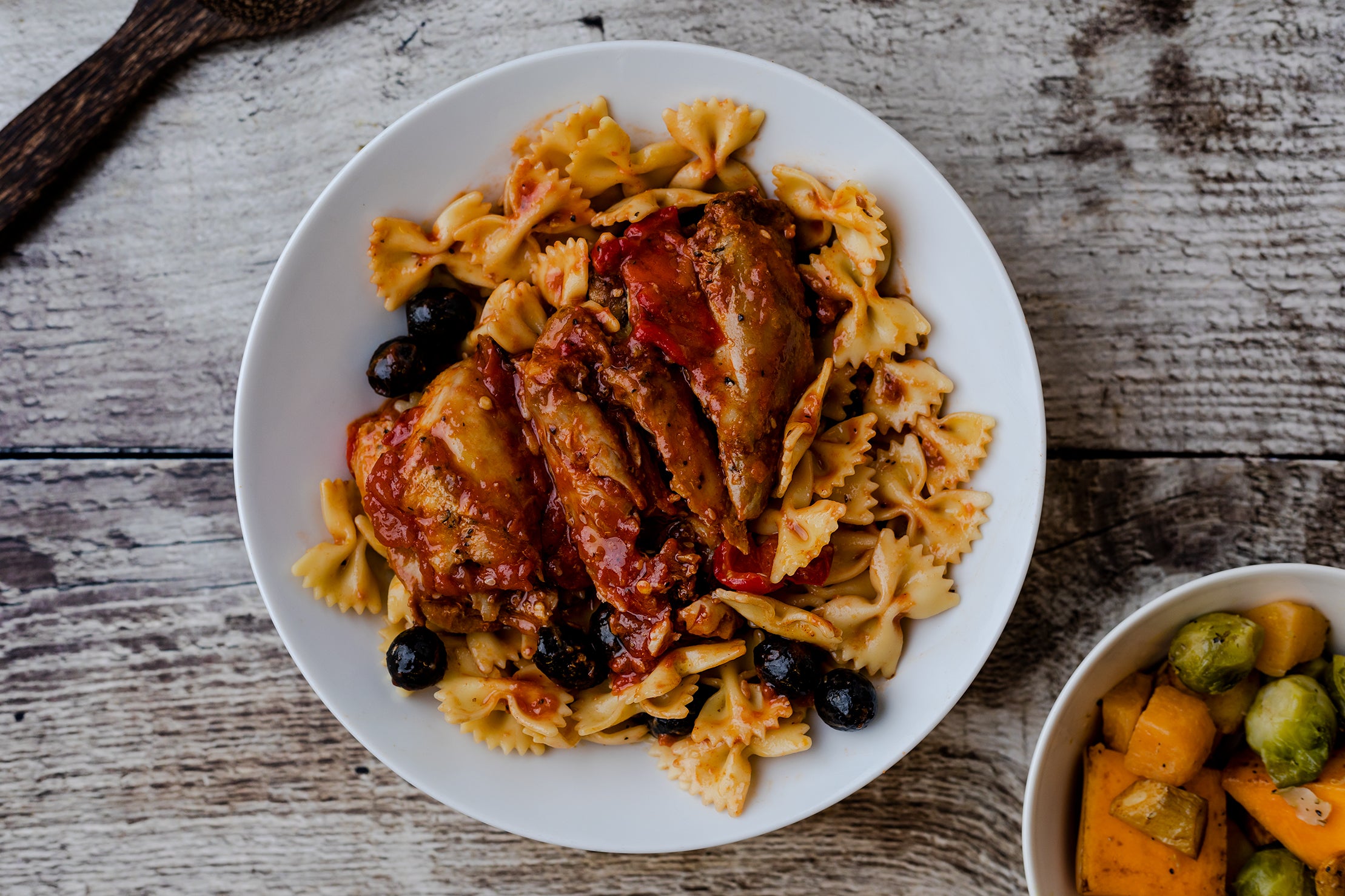 CHICKEN POMODORO PASTA